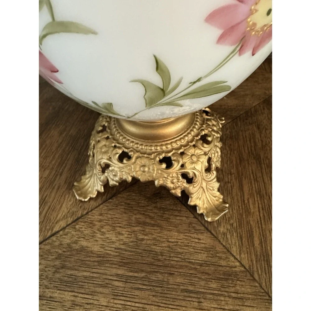 Vintage Victorian Gone With The Wind Hand Painted Parlor Hurricane Table Lamp